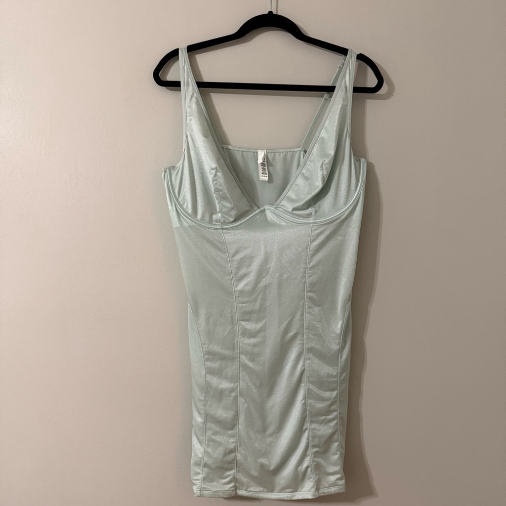 SKIMS Glissenette Slip Dress Ice Shimmer 4X Plus